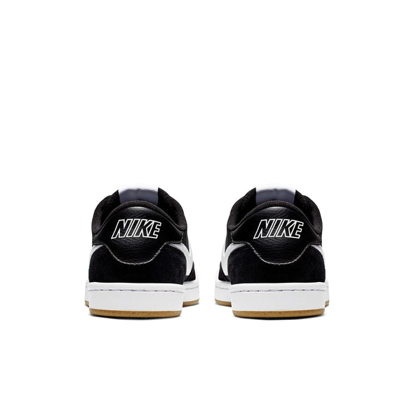 Nike SB FC Standard - Black/White-Gum Lt. Brown-White