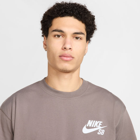 Nike SB Logo tee - Cave Stone