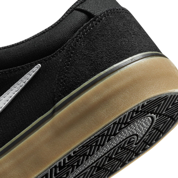 Nike SB Chron 2 - Black/White-Black-Gum Lt. Brown