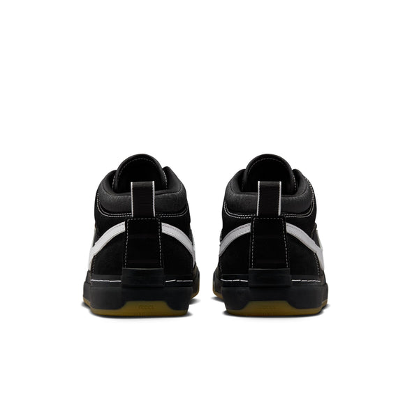Nike SB React Leo - Black/White-Black-Gum Lt. Brown