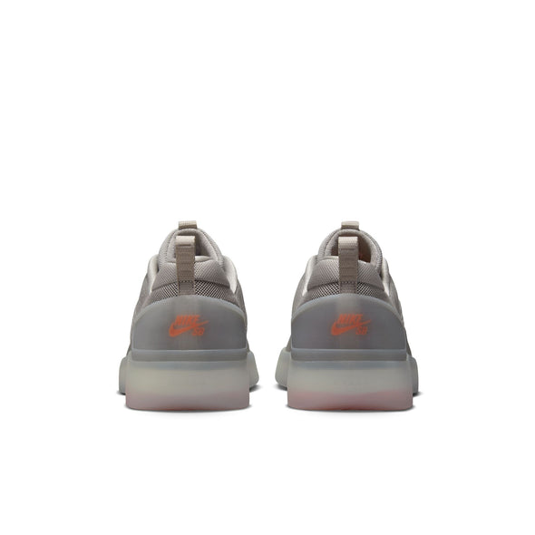 Nike SB Zoom Nyjah 4 - College Grey/Mink Brown-Lt. Silver