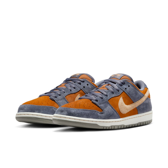 Nike SB Dunk Low Pro - Lt. Carbon/Sesame-Monarch-Summit White