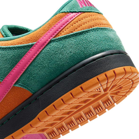 Nike SB Dunk Low Pro - Green Noise/Watermelon-Lt. Curry – Menu