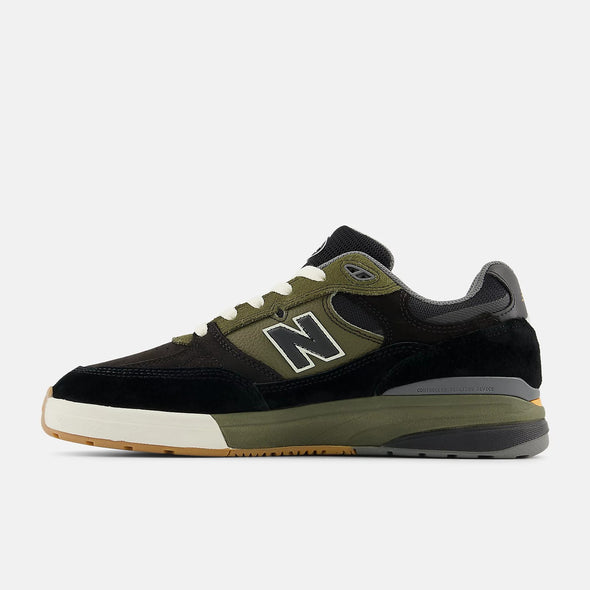 NB Numeric Andrew Reynolds 933 - Black with Dark Olivine