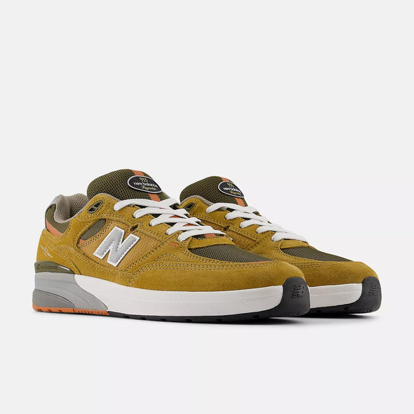 NB Numeric Andrew Reynolds 933 - Camel with Dark Brown