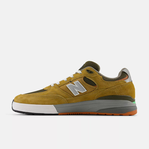 NB Numeric Andrew Reynolds 933 - Camel with Dark Brown